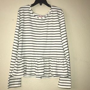 Epic Threads, striped white/black top. Size M.